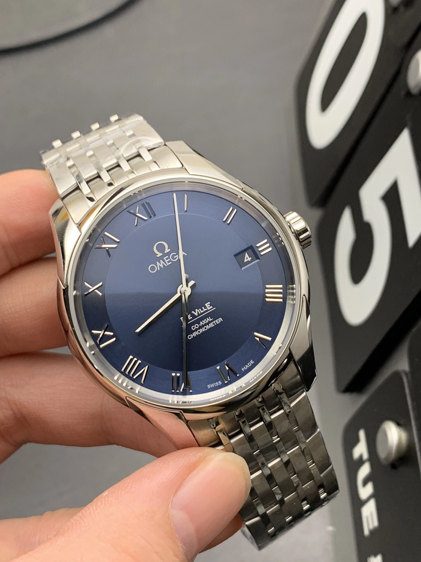 Durable CBD Factory Omega De Ville Prestige 39.5mm Blue Dial (424.10.40.20.03.001) 1:1 Super Clone – DD2500 Movement 335